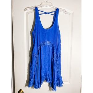 HAYDEN LOS ANGELES💙 Blue Flowy Lace Dress